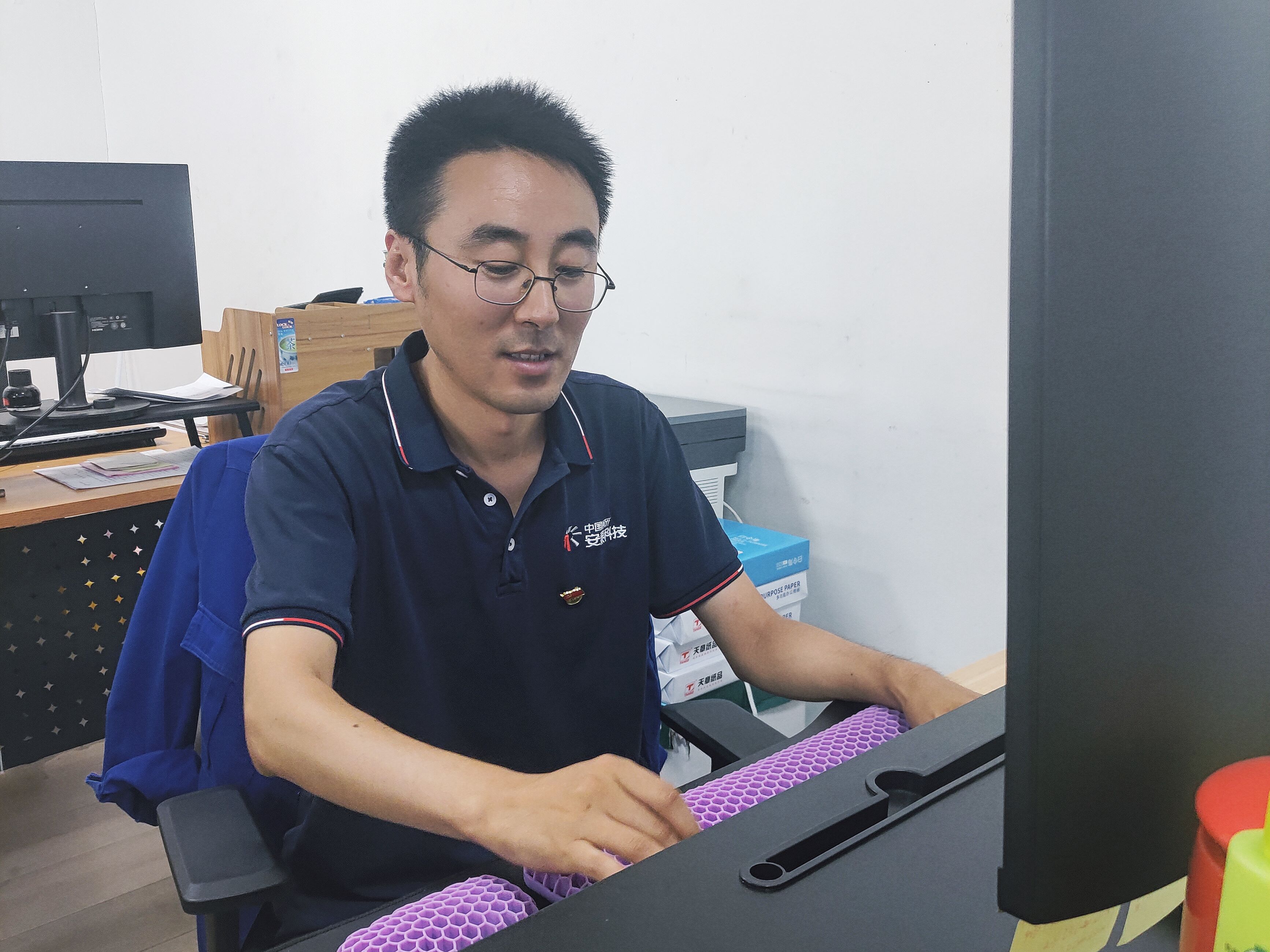 王守坤1.jpg 王守坤1.jpg